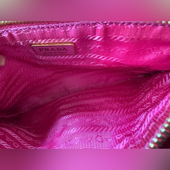 Prada pink soft leather pouch clutch wallet - Picture 16 of 16